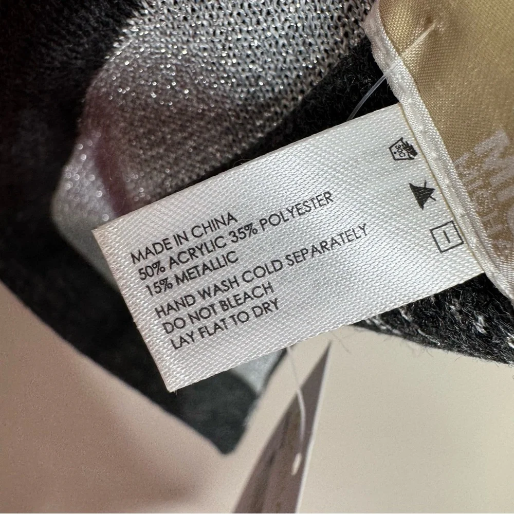 NWT Michael Kors Women’s MK‎ Knit Scarf Gray Silver